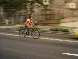 Ciclista no Cantagalo